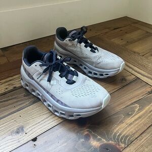 ON cloudmonster | pearl/arctic | 8